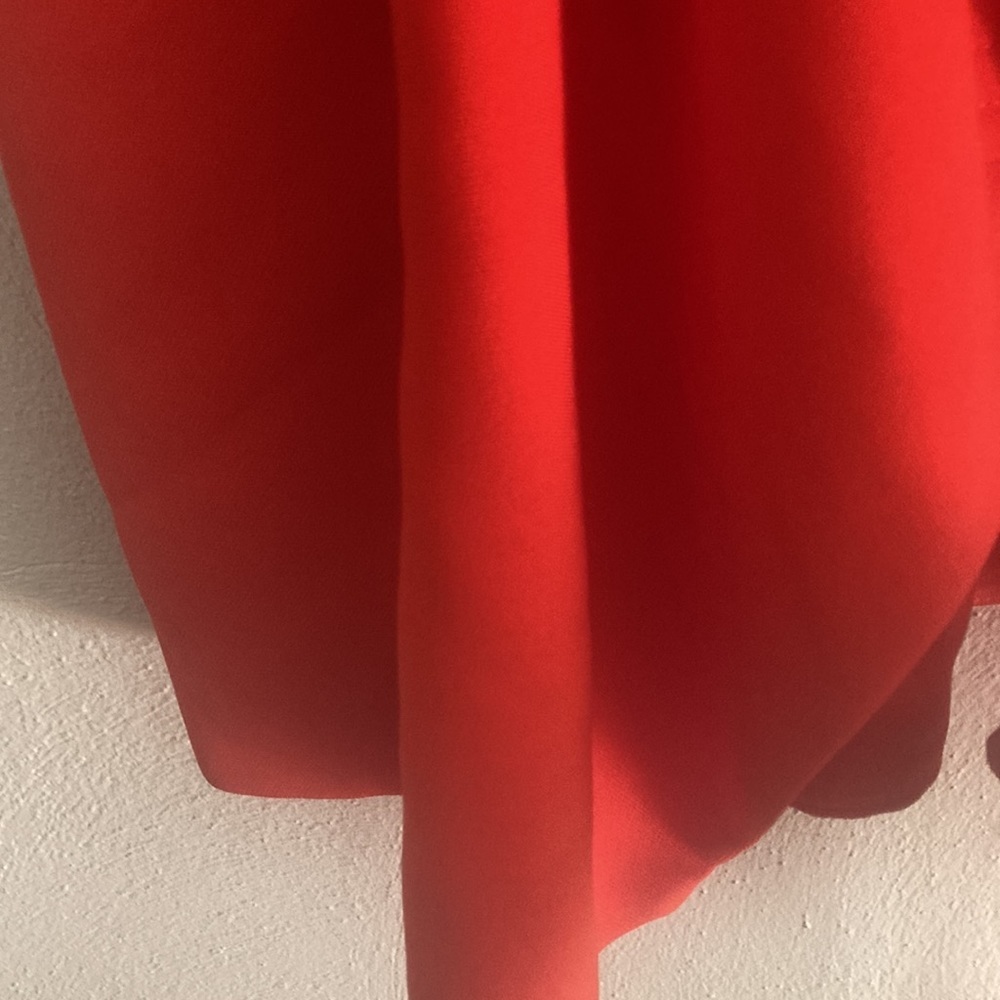 Cameo Sample Flutter Top - Picture 9 of 10